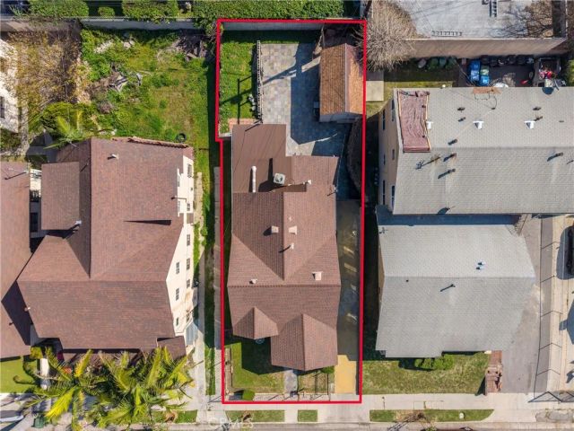 3960 Brighton, Los Angeles, CA 90062