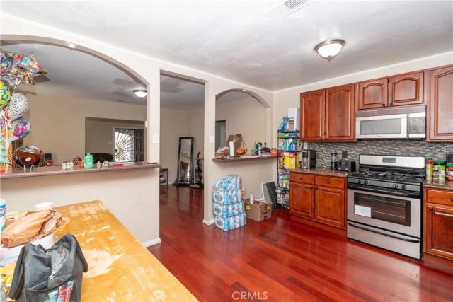 3960 Brighton, Los Angeles, CA 90062