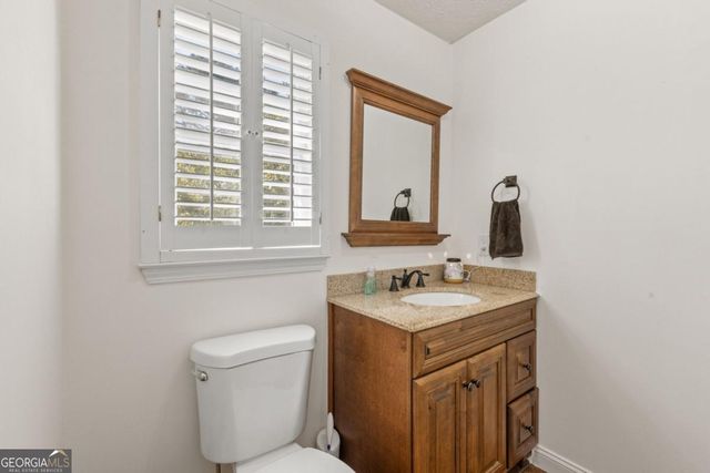 3906 Laurens Lane, Snellville, GA 30039