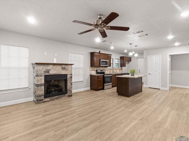 209 Polk St., Gilmer, TX 75644