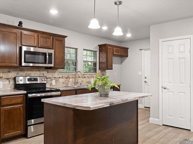 209 Polk St., Gilmer, TX 75644