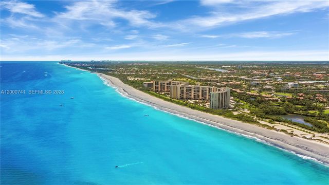 104 Old Jupiter Beach Road, Jupiter, FL 33477