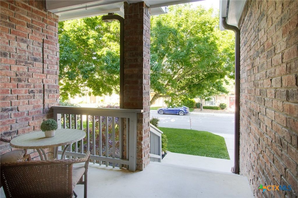 Image 3 of property listing at 2272 Brittany Grace, New Braunfels, TX 78130