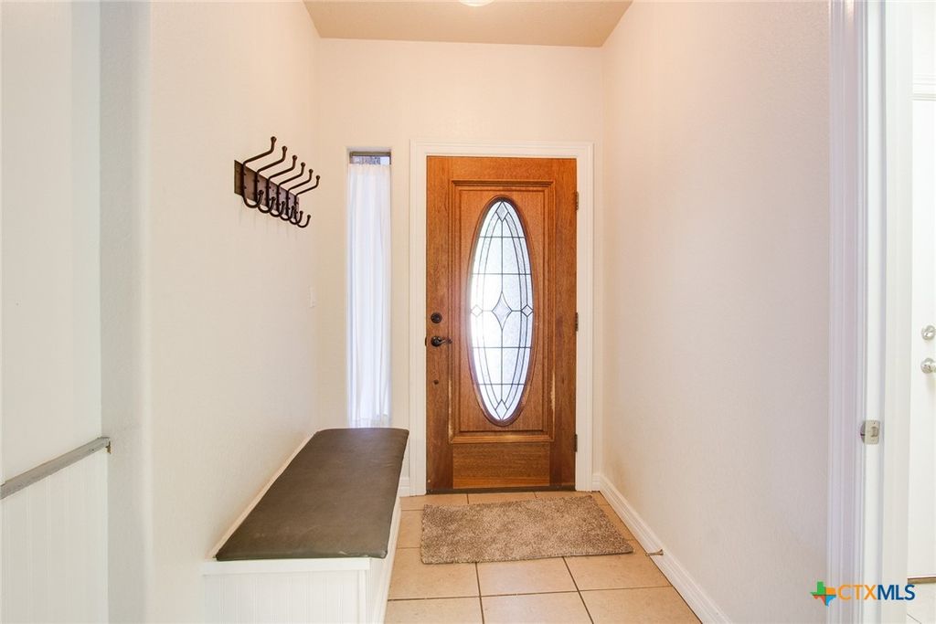 Image 4 of property listing at 2272 Brittany Grace, New Braunfels, TX 78130