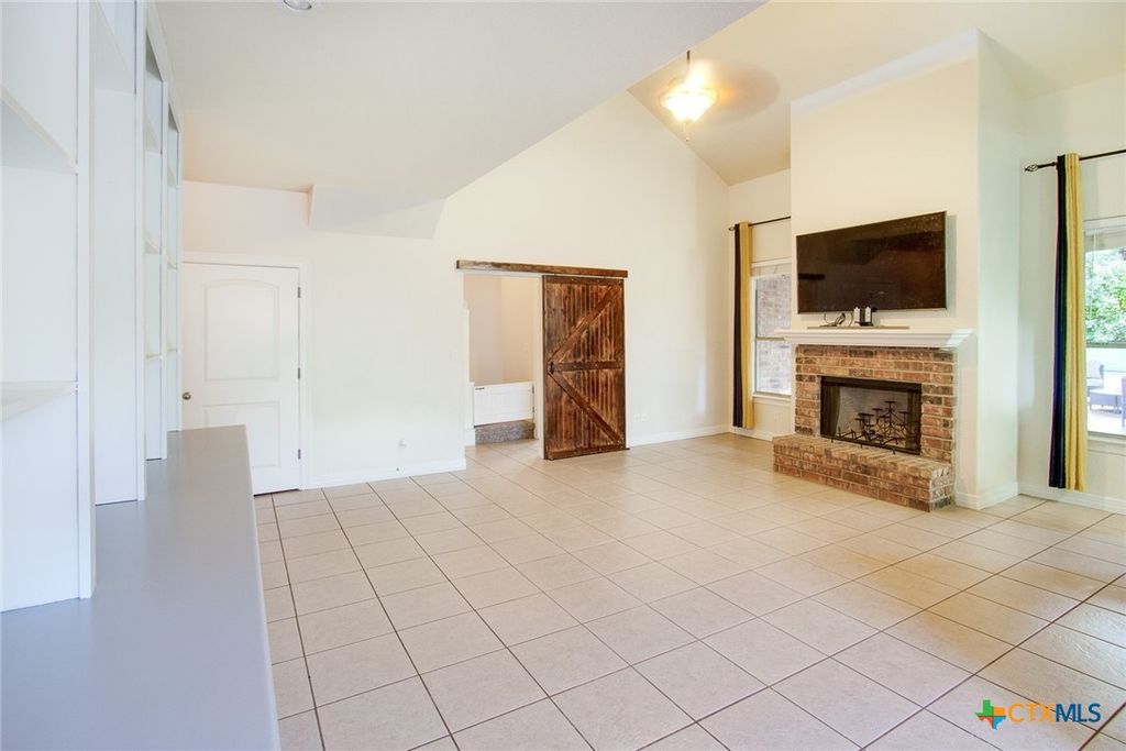 Image 7 of property listing at 2272 Brittany Grace, New Braunfels, TX 78130