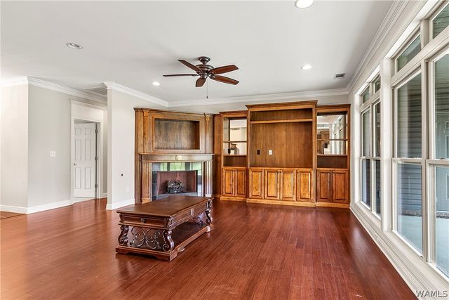 320 Turtle Bay, Northport, AL 35473