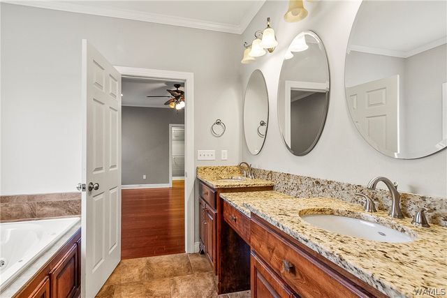 320 Turtle Bay, Northport, AL 35473