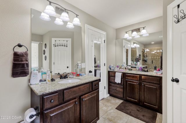 805 Chesterfield Drive, Webb City, MO 64870