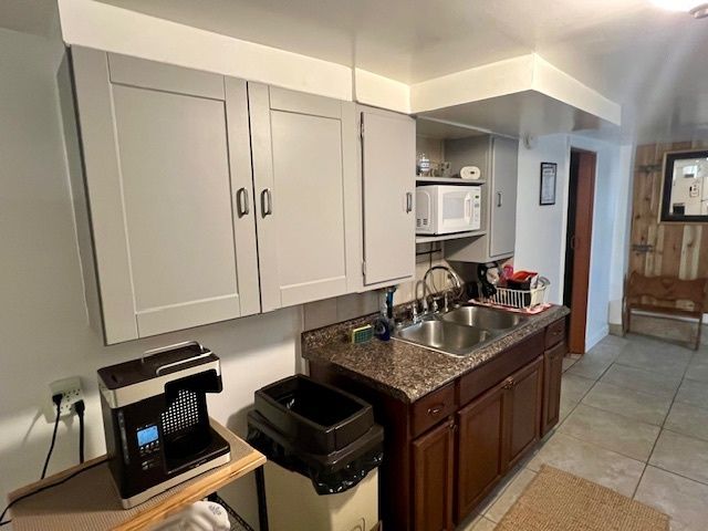 2963 S Archer Avenue, Chicago, IL 60608