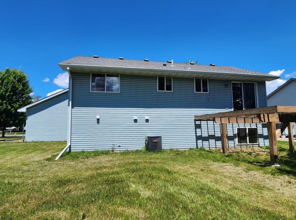 6259 Forest Boulevard Trail, Wyoming, MN 55092 — photo 4