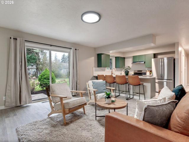 1807 Ne 142ND Ave, Portland, OR 97230