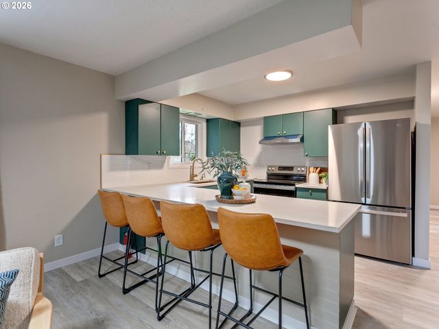 1807 Ne 142ND Ave, Portland, OR 97230