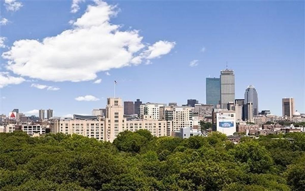 20 Chapel St A907, Brookline, MA 02446