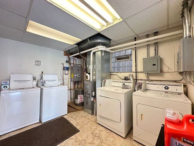 1424 N Bosworth Avenue 1, Chicago, IL 60642