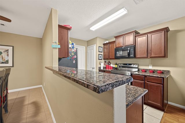 22706 Tabberts Way, Hockley, TX 77447