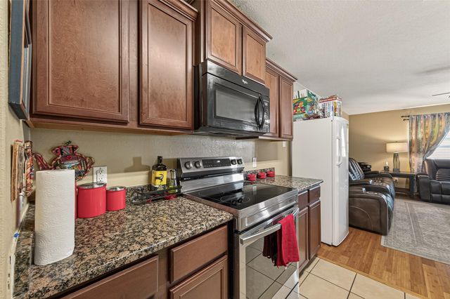 22706 Tabberts Way, Hockley, TX 77447