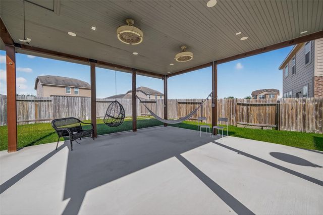 22706 Tabberts Way, Hockley, TX 77447