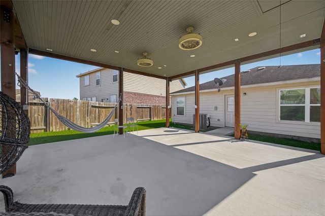 22706 Tabberts Way, Hockley, TX 77447