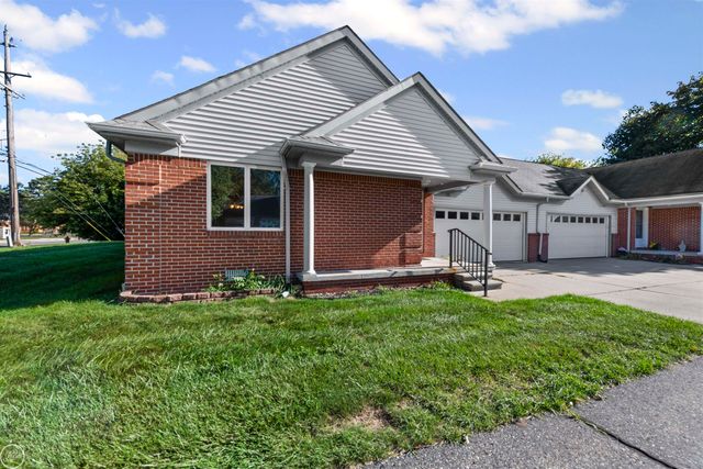 328 Heritage Way, Algonac, MI 48001