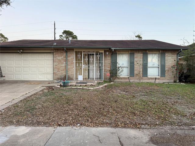 8014 Streamside Drive, Houston, TX 77088