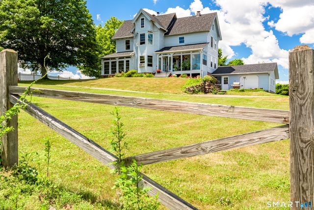 1316 Whirlwind Hill Road, Wallingford, CT 06492