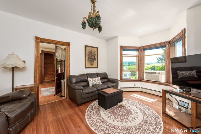 1316 Whirlwind Hill Road, Wallingford, CT 06492