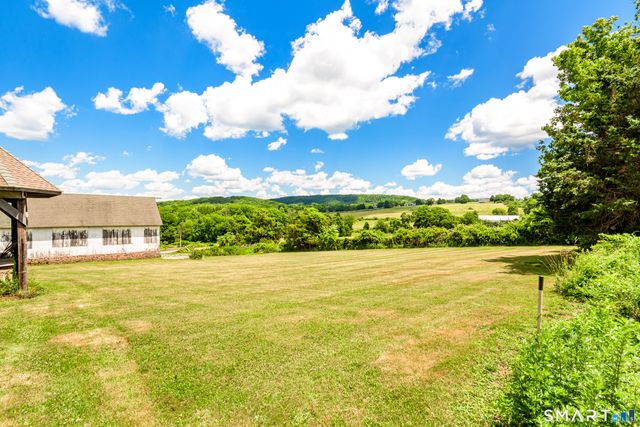 1316 Whirlwind Hill Road, Wallingford, CT 06492