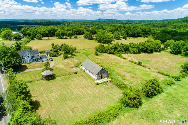 1316 Whirlwind Hill Road, Wallingford, CT 06492