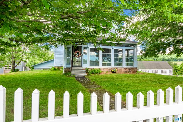 1316 Whirlwind Hill Road, Wallingford, CT 06492