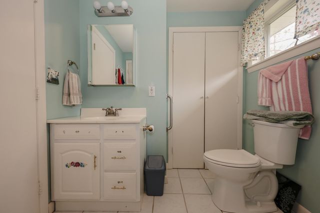 78 Amherst Road, Merrimack, NH 03454