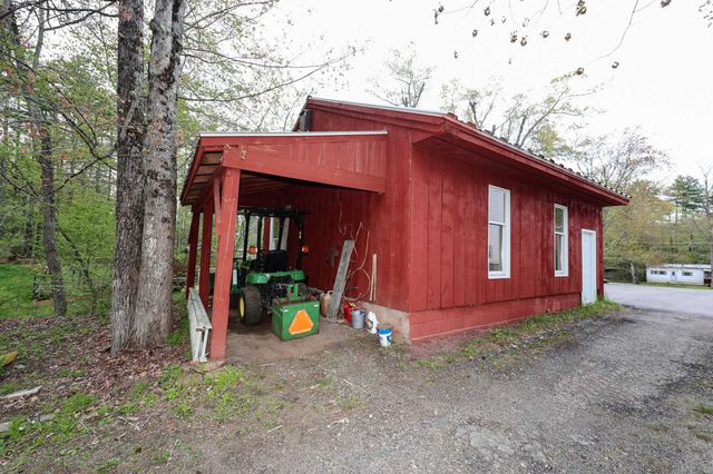 78 Amherst Road, Merrimack, NH 03454