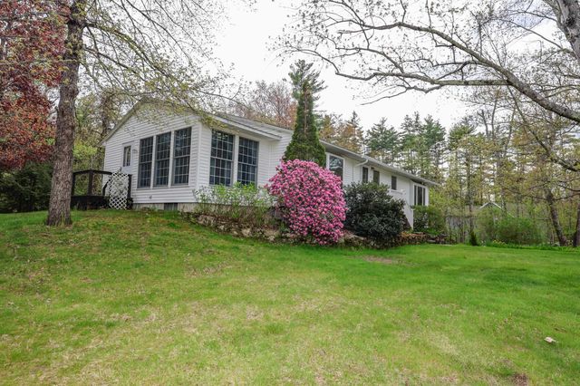 78 Amherst Road, Merrimack, NH 03454