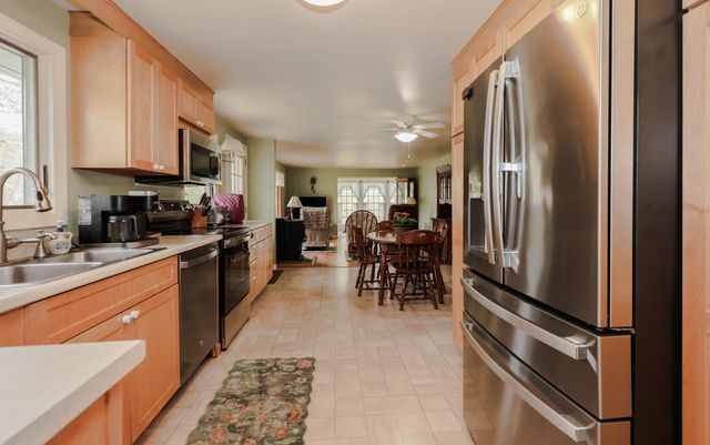 78 Amherst Road, Merrimack, NH 03454