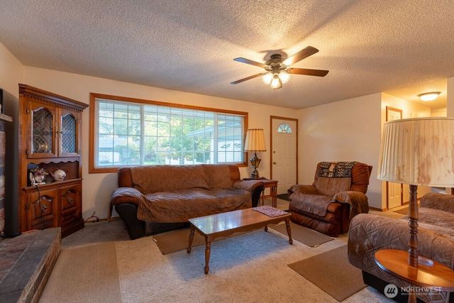 531 Collins Street, Forks, WA 98331