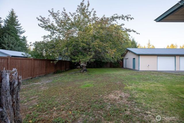 531 Collins Street, Forks, WA 98331