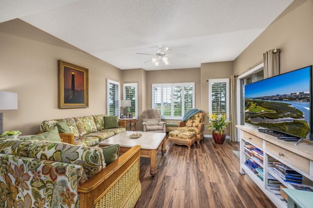 1551 Spinnaker Dr Unit 5925, North Myrtle Beach, SC 29582