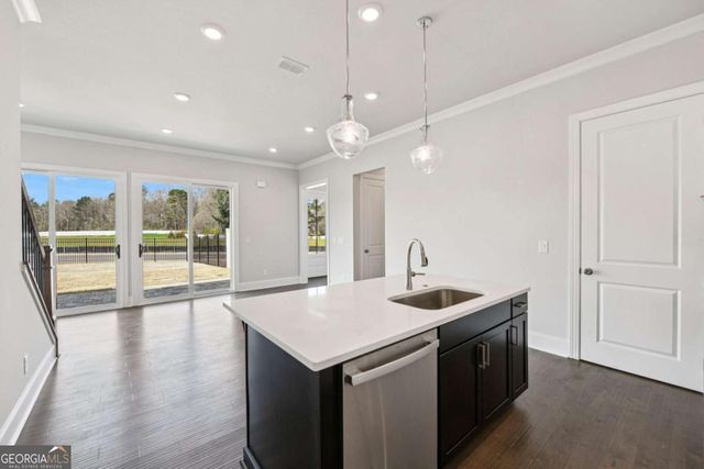 183 Herring Drive, Hoschton, GA 30548