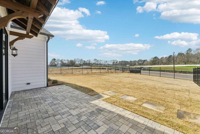 183 Herring Drive, Hoschton, GA 30548