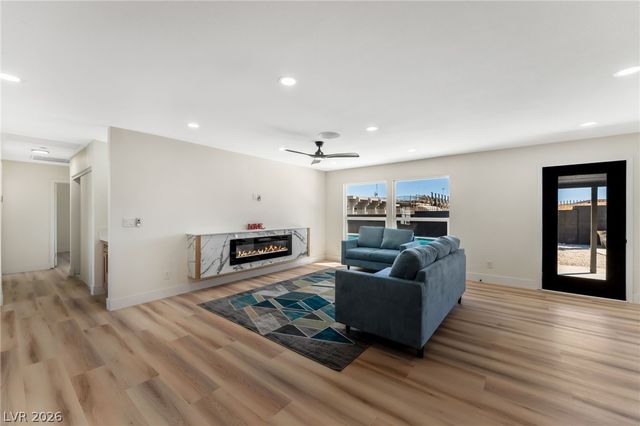 4150 Hazelcrest Drive, Las Vegas, NV 89121