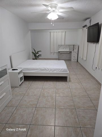 19251 NW 61st Ave 19251, Hialeah, FL 33015