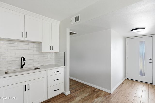5630 W WILSHIRE Drive, Phoenix, AZ 85035