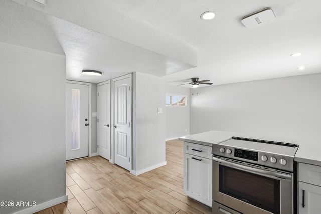 5630 W WILSHIRE Drive, Phoenix, AZ 85035