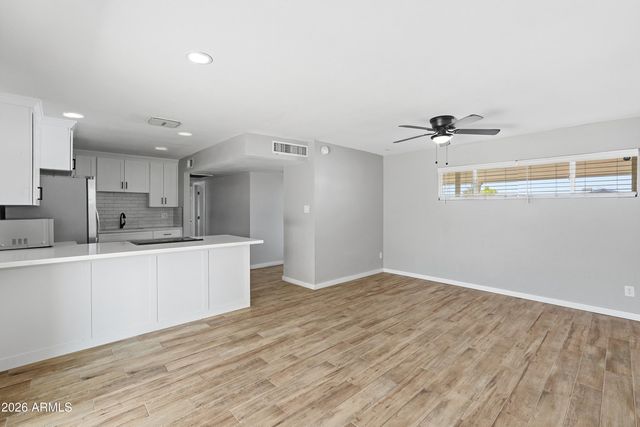5630 W WILSHIRE Drive, Phoenix, AZ 85035