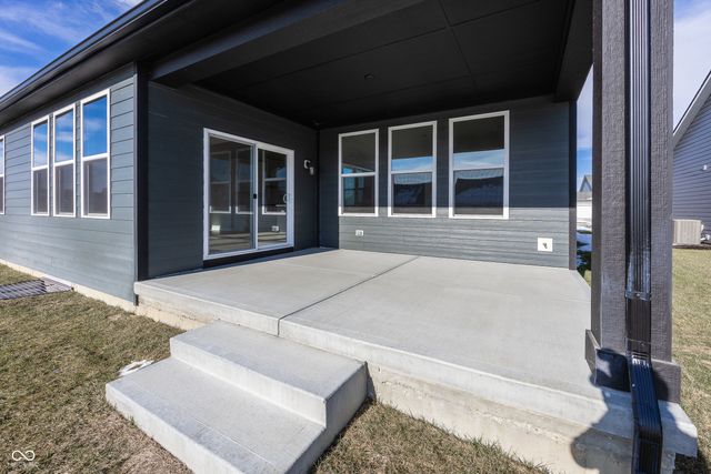 141 Creststone Boulevard, Westfield, IN 46074