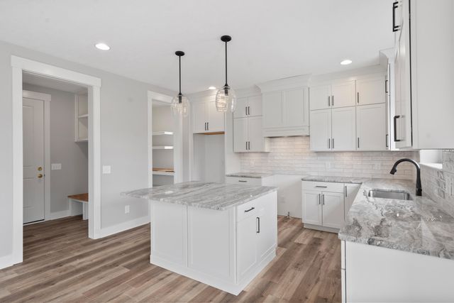 7872 Interlochen Street, Kalamazoo, MI 49009