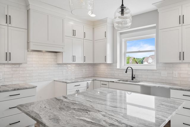 7872 Interlochen Street, Kalamazoo, MI 49009