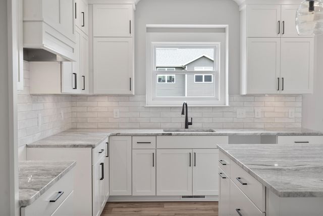 7872 Interlochen Street, Kalamazoo, MI 49009