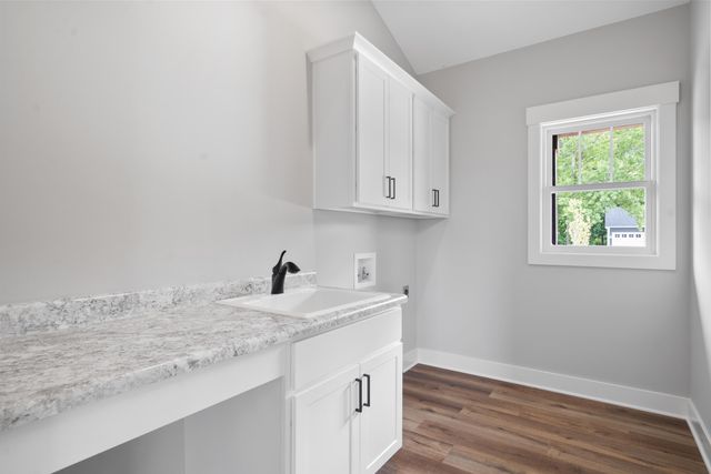 7872 Interlochen Street, Kalamazoo, MI 49009