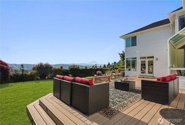 1603 126th Avenue E, Edgewood, WA 98372