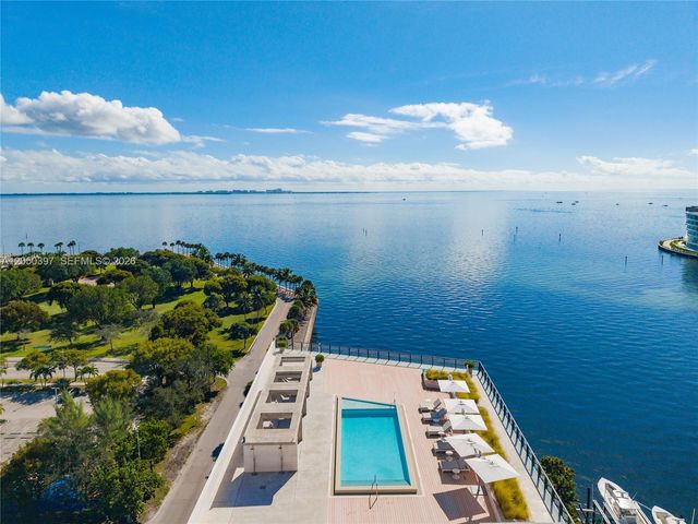 3581 E Glencoe St 403, Miami, FL 33133
